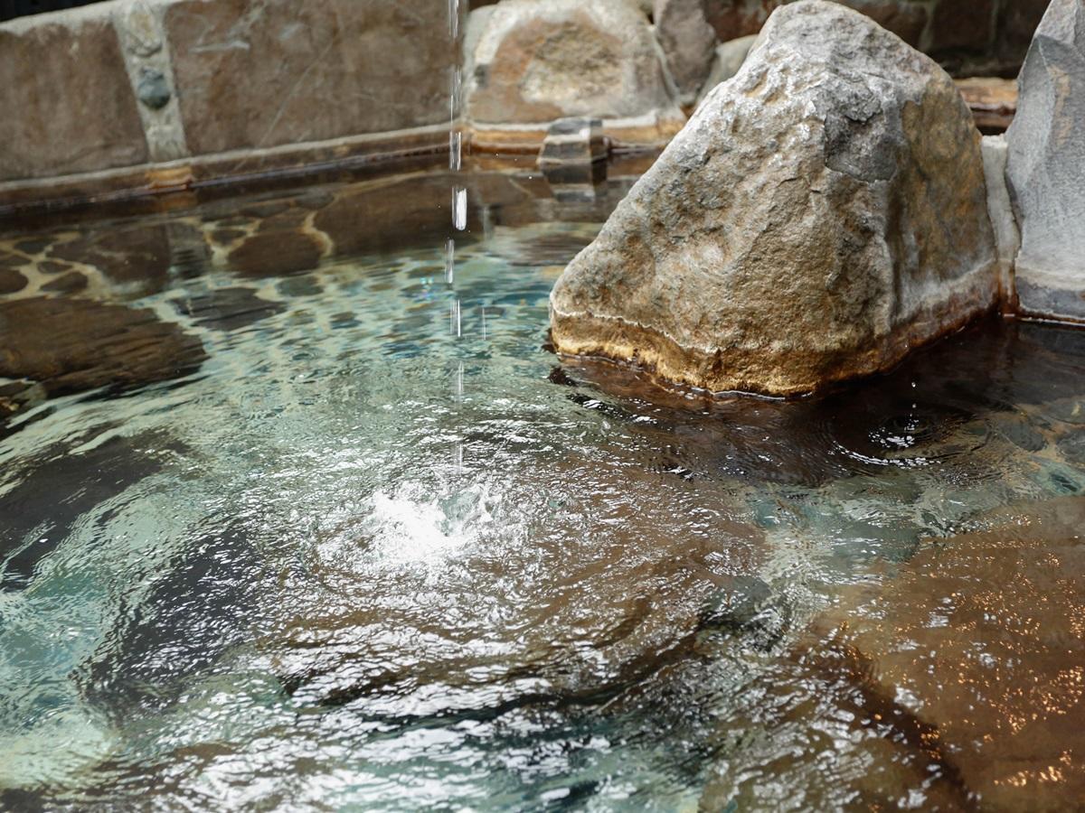 源泉掛け流しの宿albergo湯楽 Юґавара Екстер'єр фото
